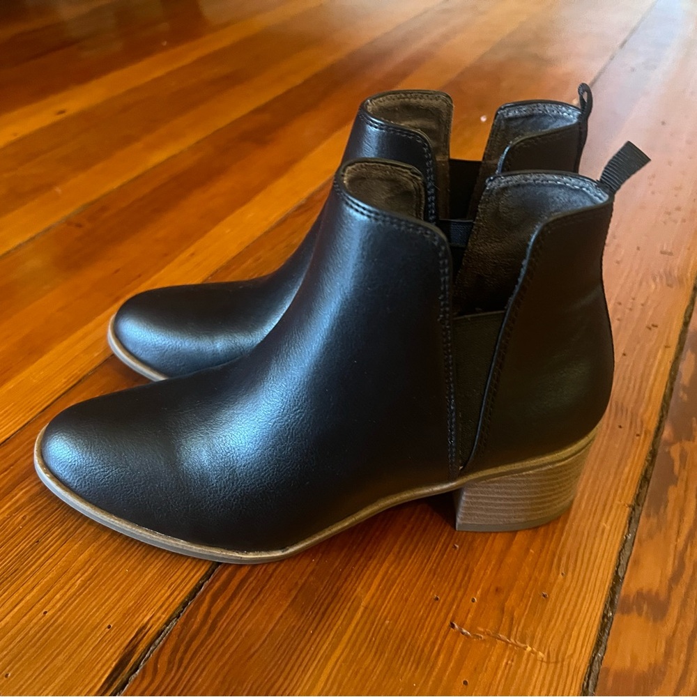 Dr. Scholl's Black Ankle Booties with Block Heel size 8 NWT in Box